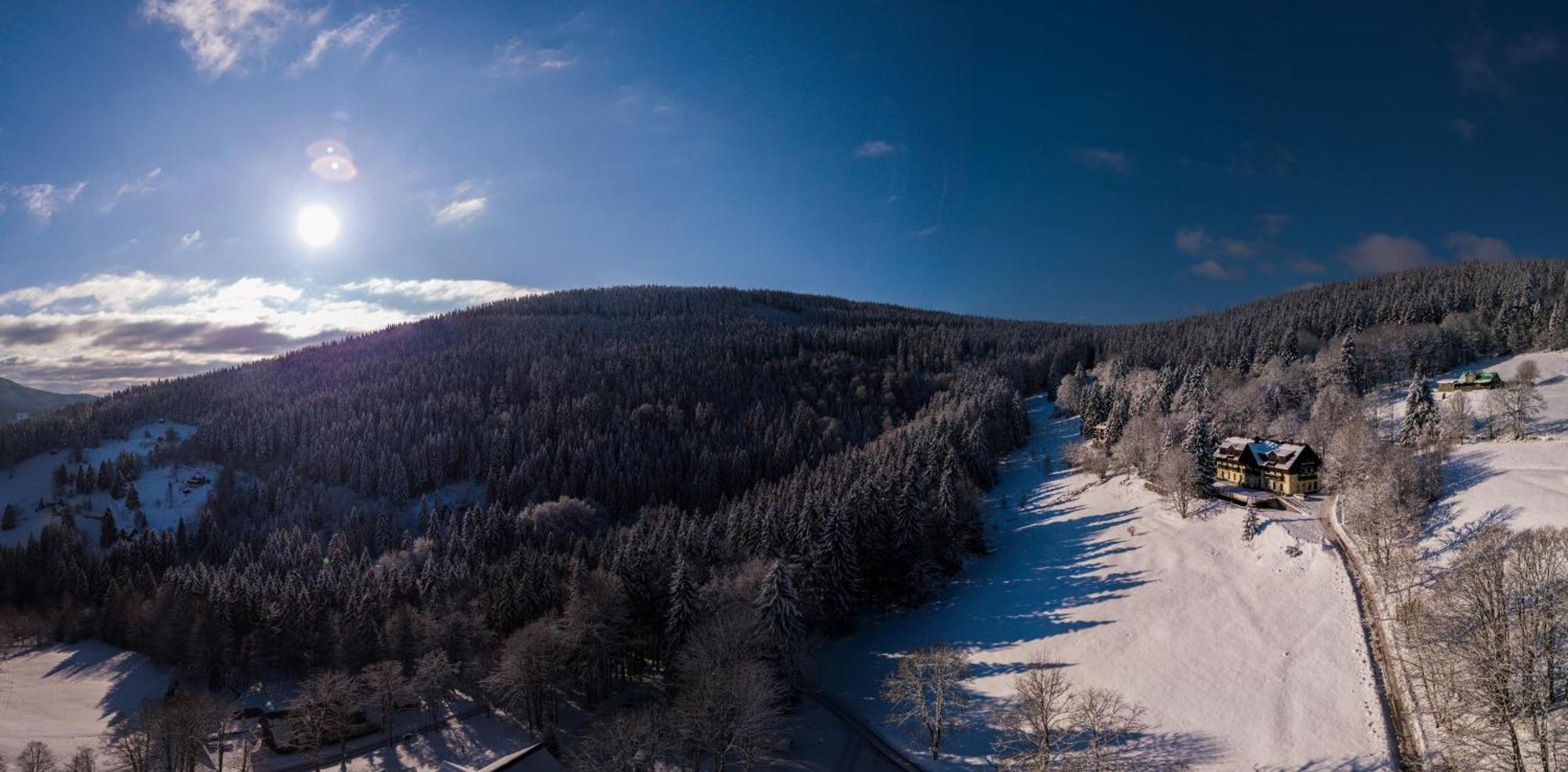 Svycarska Bouda Hotel Spindleruv Mlyn Exterior photo